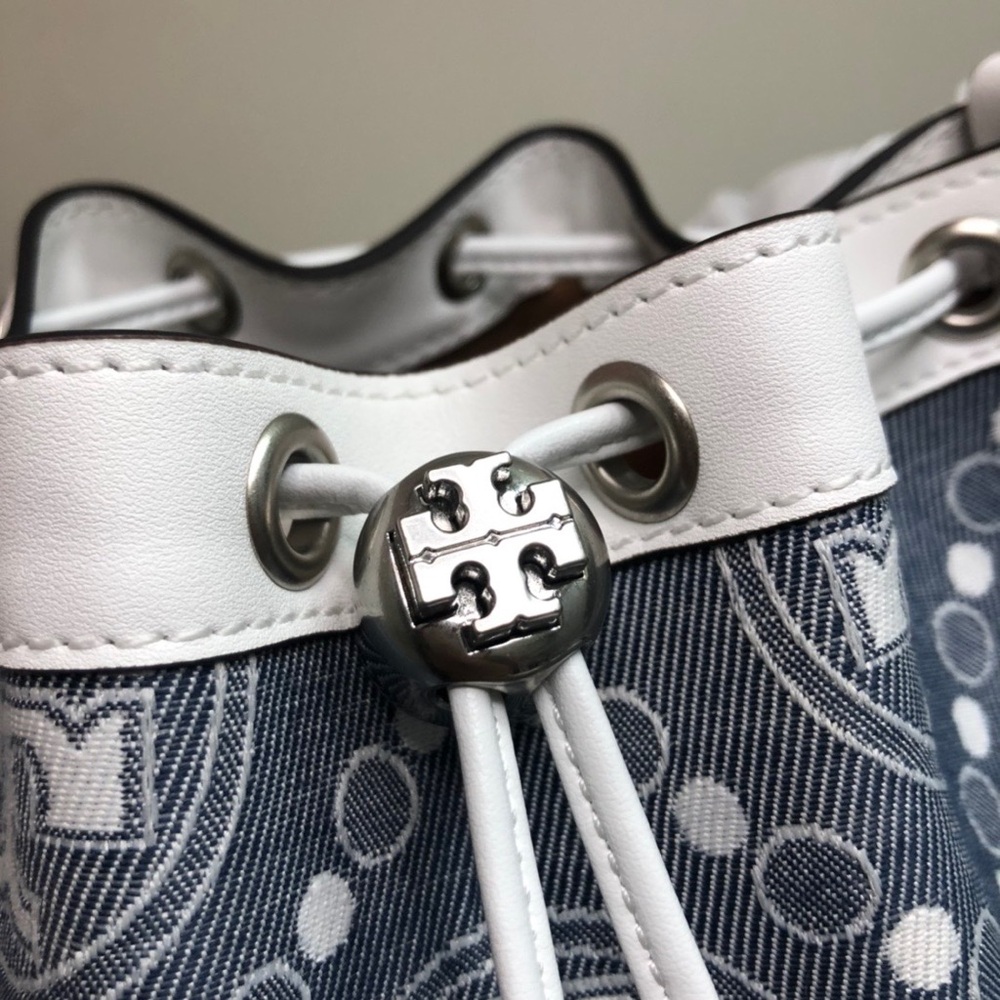 Tory Burch Denim Bucket Bag
Size: 15 * 11.5 * 19 - Picture 9 of 9